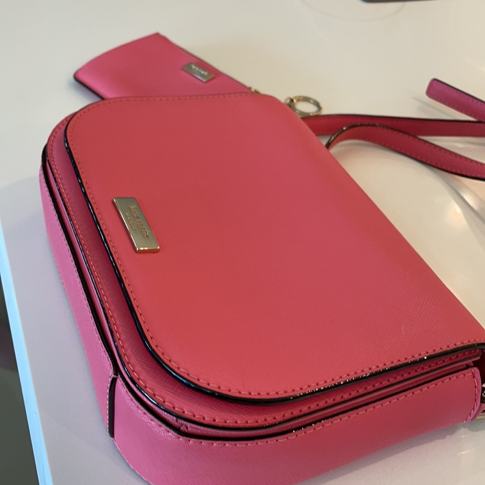 Kate Spade purse and wallet! Excellent condition! - Picture 4 of 4